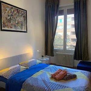 Flat Beetwen Centre And Railway Station!! Apartamento